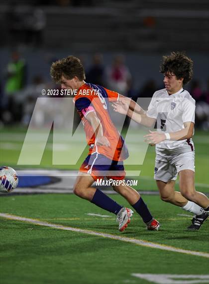 Thumbnail 1 in Legend vs. Cherokee Trail (CHSAA 5A Quarterfinal) photogallery.