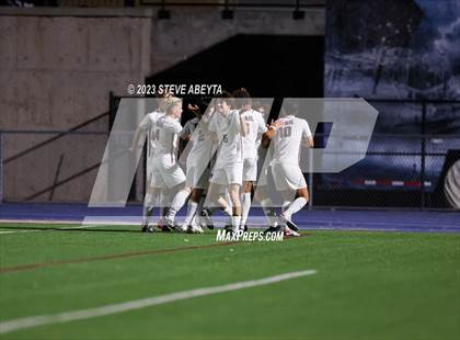 Thumbnail 3 in Legend vs. Cherokee Trail (CHSAA 5A Quarterfinal) photogallery.
