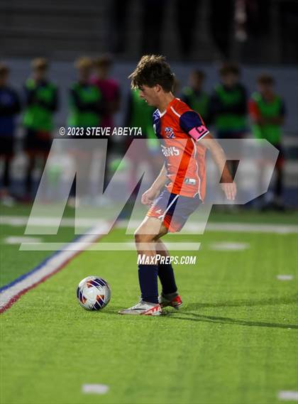 Thumbnail 3 in Legend vs. Cherokee Trail (CHSAA 5A Quarterfinal) photogallery.