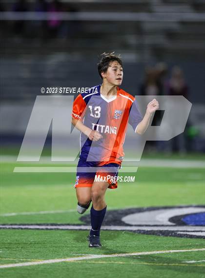 Thumbnail 2 in Legend vs. Cherokee Trail (CHSAA 5A Quarterfinal) photogallery.