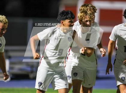 Thumbnail 1 in Legend vs. Cherokee Trail (CHSAA 5A Quarterfinal) photogallery.