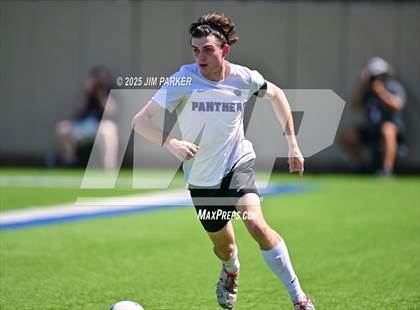 Thumbnail 3 in Liberty Hill vs. Highland Park (UIL 5A Soccer Division II Final) photogallery.