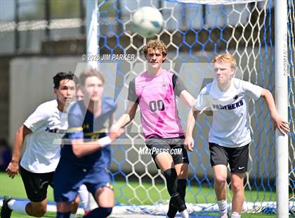 Thumbnail 3 in Liberty Hill vs. Highland Park (UIL 5A Soccer Division II Final) photogallery.