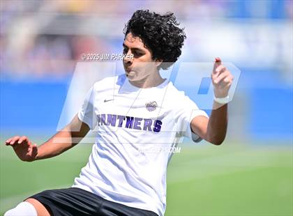 Thumbnail 2 in Liberty Hill vs. Highland Park (UIL 5A Soccer Division II Final) photogallery.