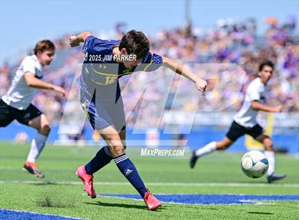 Thumbnail 3 in Liberty Hill vs. Highland Park (UIL 5A Soccer Division II Final) photogallery.