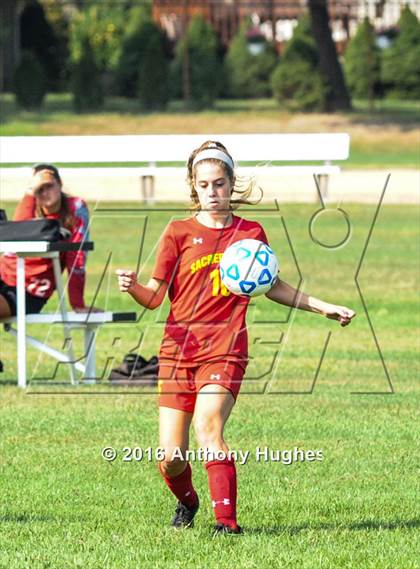 Thumbnail 3 in Sacred Heart vs Garden City photogallery.