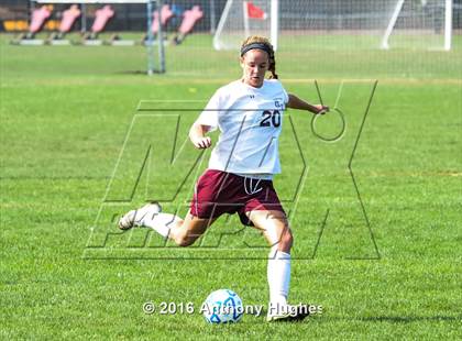 Thumbnail 3 in Sacred Heart vs Garden City photogallery.