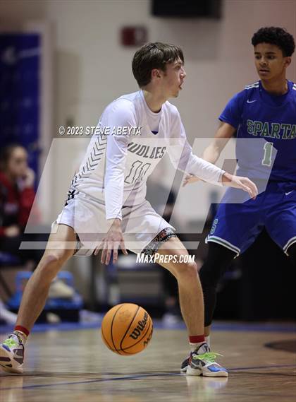 Thumbnail 1 in Grandview vs. Doherty photogallery.