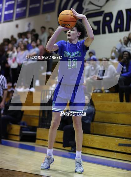 Thumbnail 2 in Grandview vs. Doherty photogallery.
