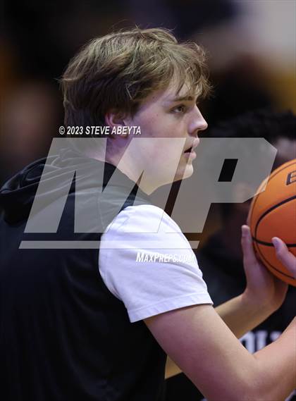 Thumbnail 3 in Grandview vs. Doherty photogallery.