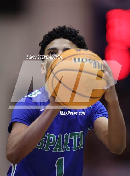 Thumbnail 2 in Grandview vs. Doherty photogallery.