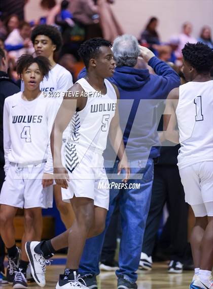 Thumbnail 2 in Grandview vs. Doherty photogallery.