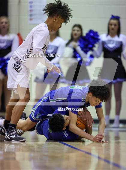 Thumbnail 3 in Grandview vs. Doherty photogallery.