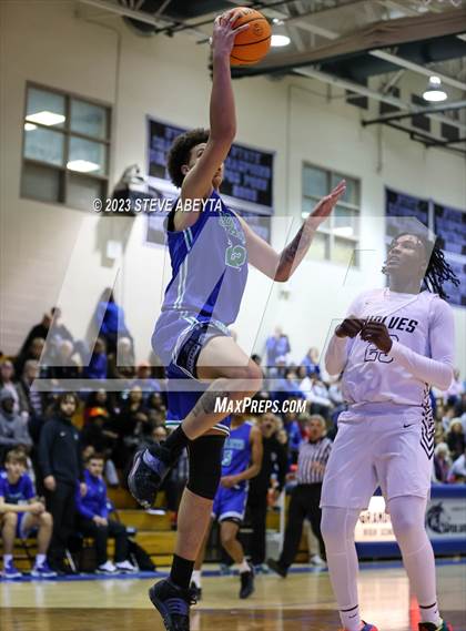 Thumbnail 2 in Grandview vs. Doherty photogallery.