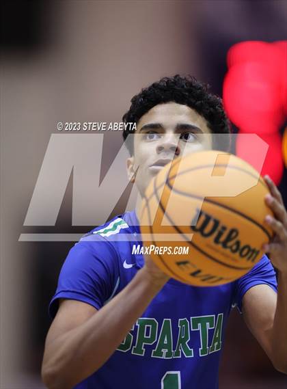Thumbnail 3 in Grandview vs. Doherty photogallery.