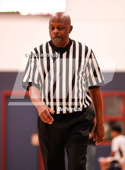 Thumbnail 3 in More vs. Summit Tamalpais (Redwood Christian Invitational) photogallery.