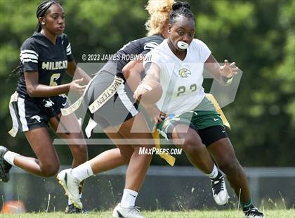 Thumbnail 1 in Fleming Island vs Western (FHSAA 2A Semifinal) photogallery.