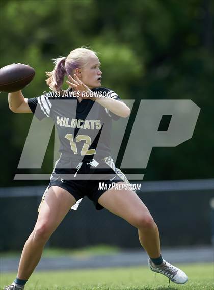 Thumbnail 2 in Fleming Island vs Western (FHSAA 2A Semifinal) photogallery.