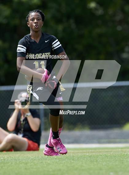 Thumbnail 1 in Fleming Island vs Western (FHSAA 2A Semifinal) photogallery.