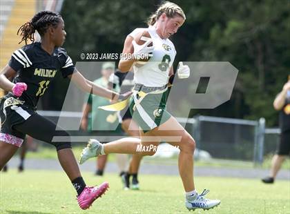 Thumbnail 1 in Fleming Island vs Western (FHSAA 2A Semifinal) photogallery.