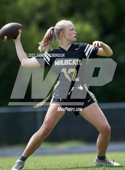 Thumbnail 3 in Fleming Island vs Western (FHSAA 2A Semifinal) photogallery.