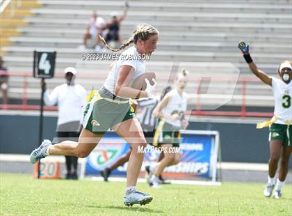 Thumbnail 1 in Fleming Island vs Western (FHSAA 2A Semifinal) photogallery.