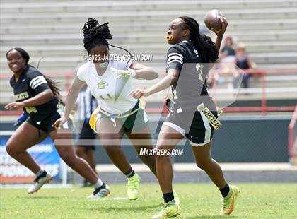 Thumbnail 1 in Fleming Island vs Western (FHSAA 2A Semifinal) photogallery.