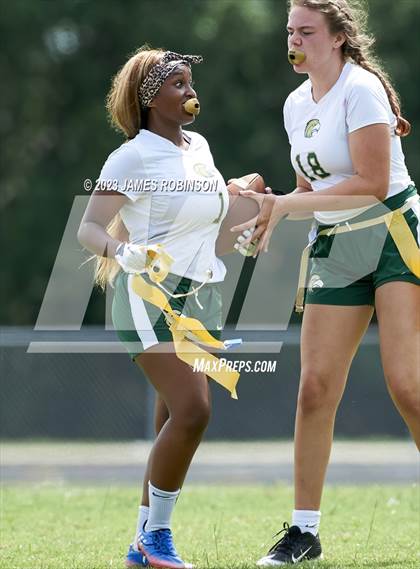 Thumbnail 1 in Fleming Island vs Western (FHSAA 2A Semifinal) photogallery.