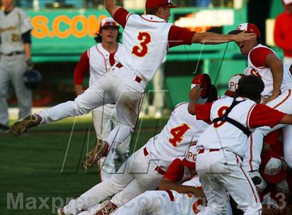 Thumbnail 3 in Menlo vs. Pacific Grove (CIF CCS D3 Final) photogallery.