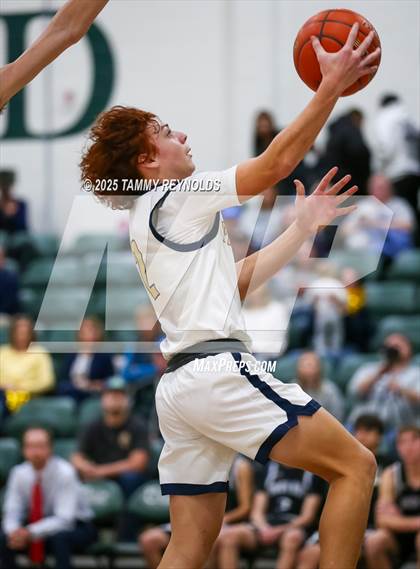 Thumbnail 2 in Union Hill @ Perrin-Whitt (UIL Basketball 1A D1 Region 3 Area) photogallery.