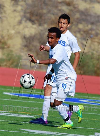 Thumbnail 2 in Central v. San Diego (San Diego City Tournament) photogallery.