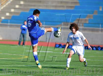 Thumbnail 3 in Central v. San Diego (San Diego City Tournament) photogallery.