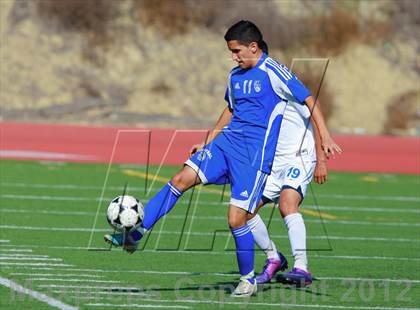 Thumbnail 2 in Central v. San Diego (San Diego City Tournament) photogallery.