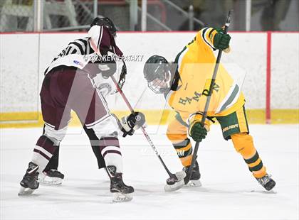 Thumbnail 1 in Hamden @ North Haven photogallery.