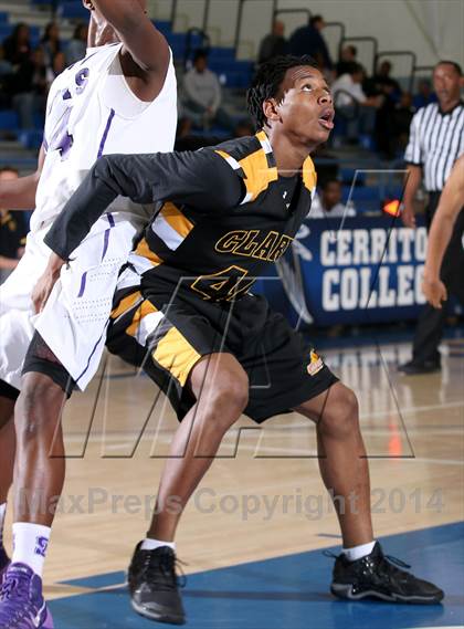 Thumbnail 3 in Clark vs. St. Anthony (Cavalier Classic) photogallery.