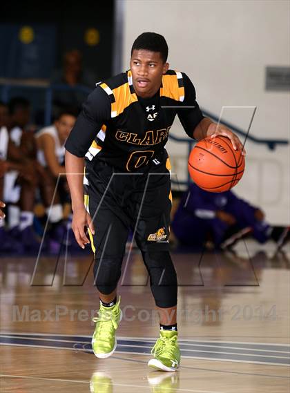 Thumbnail 3 in Clark vs. St. Anthony (Cavalier Classic) photogallery.