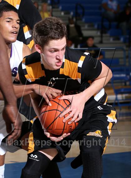 Thumbnail 2 in Clark vs. St. Anthony (Cavalier Classic) photogallery.