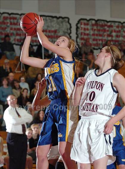 Thumbnail 3 in Sacramento Waldorf vs. Wilton Christian (CIF SJS D5 Playoffs) photogallery.