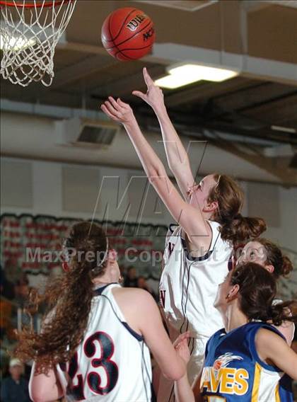 Thumbnail 1 in Sacramento Waldorf vs. Wilton Christian (CIF SJS D5 Playoffs) photogallery.
