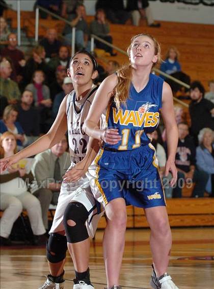 Thumbnail 1 in Sacramento Waldorf vs. Wilton Christian (CIF SJS D5 Playoffs) photogallery.