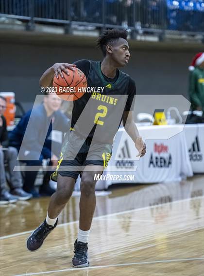Thumbnail 3 in Truman vs Rock Bridge (Twelve Courts of Christmas) photogallery.