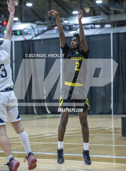Thumbnail 3 in Truman vs Rock Bridge (Twelve Courts of Christmas) photogallery.