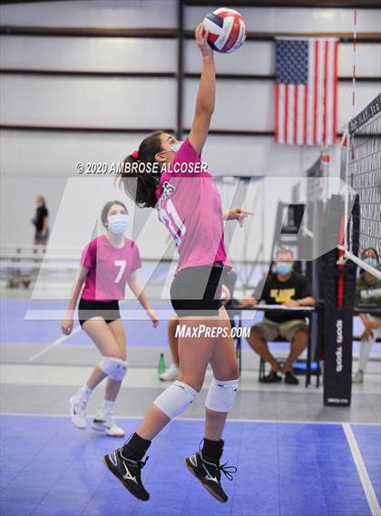Thumbnail 1 in Shadow Creek vs St. Agnes Academy photogallery.