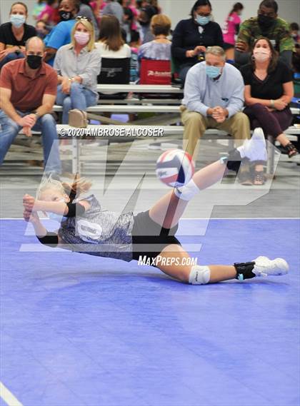 Thumbnail 1 in Shadow Creek vs St. Agnes Academy photogallery.