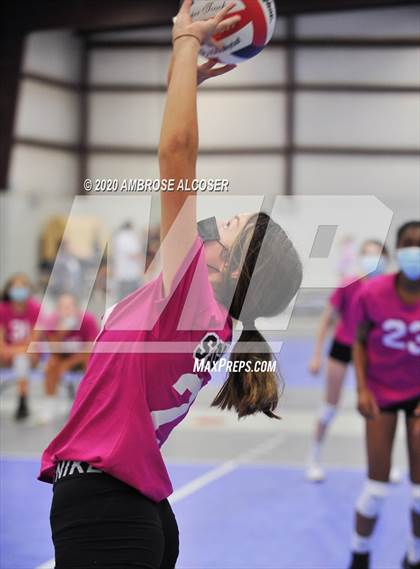 Thumbnail 2 in Shadow Creek vs St. Agnes Academy photogallery.