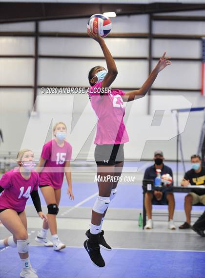 Thumbnail 1 in Shadow Creek vs St. Agnes Academy photogallery.