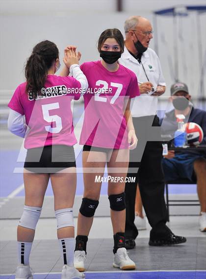 Thumbnail 1 in Shadow Creek vs St. Agnes Academy photogallery.