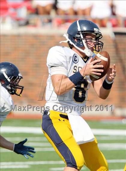 Thumbnail 3 in Everman vs. Highland Park (Tom Landry Classic) photogallery.