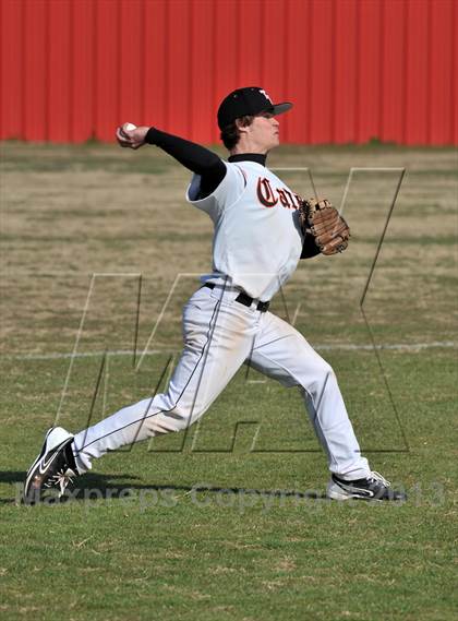 Thumbnail 1 in Prairiland vs Tom Bean (Trenton Tournament) photogallery.