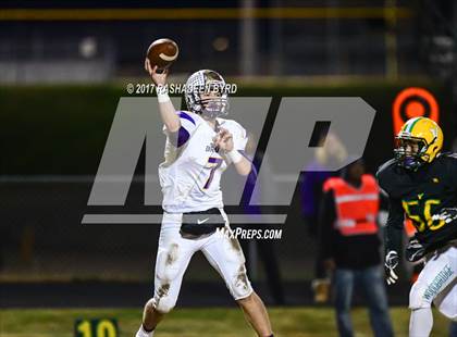 Thumbnail 2 in Woodbridge vs. Lake Braddock (VHSL Region 6A North 2nd Round) photogallery.